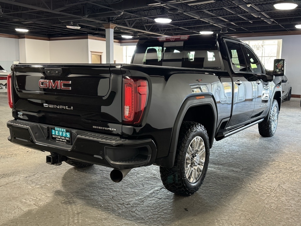 GMC Sierra 2500HD Denali Crew Cab 4WD SB 2023