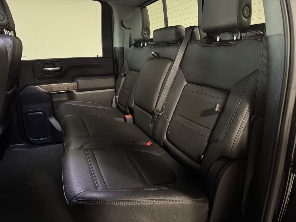 GMC Sierra 2500HD Denali Crew Cab 4WD SB 2023