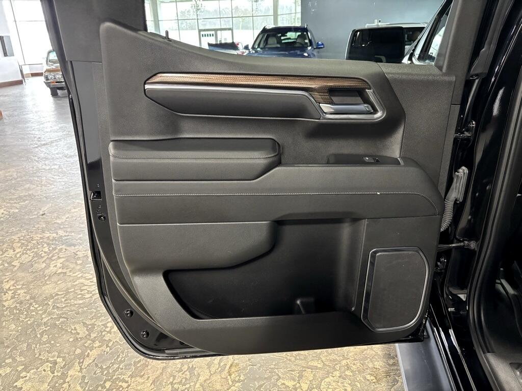 Chevrolet Silverado 1500 RST Crew Cab 4WD 2023