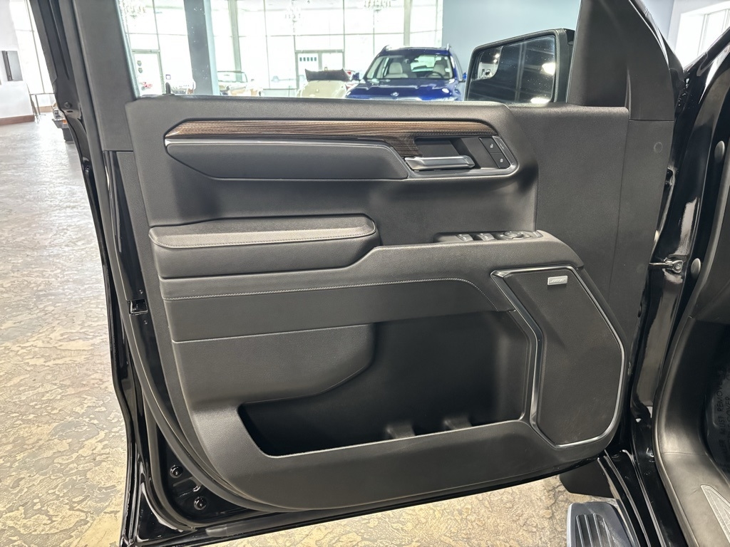 Chevrolet Silverado 1500 RST Crew Cab 4WD 2023