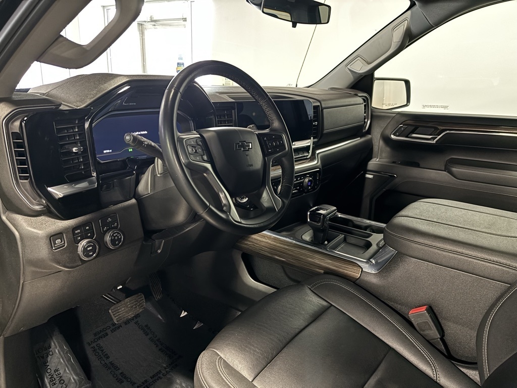 Chevrolet Silverado 1500 RST Crew Cab 4WD 2023