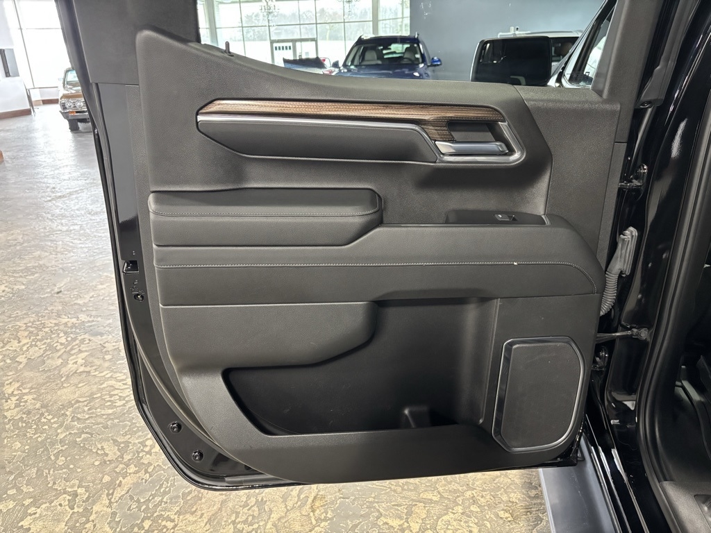 Chevrolet Silverado 1500 RST Crew Cab 4WD 2023