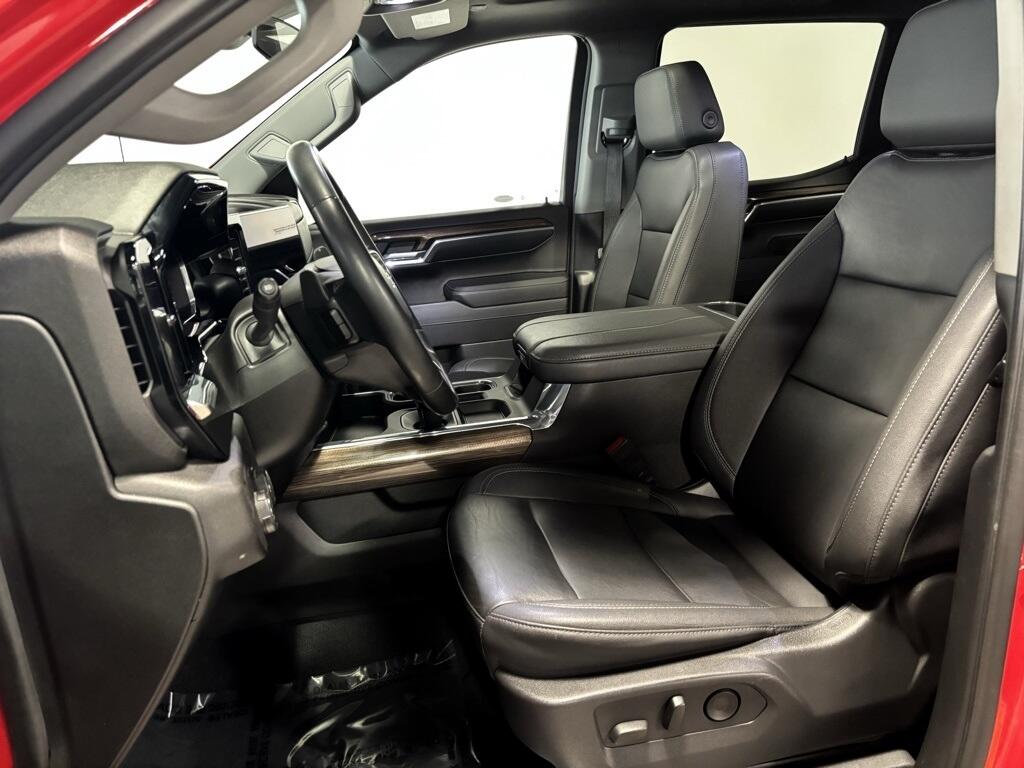 Chevrolet Silverado 1500 RST Crew Cab 4WD 2023