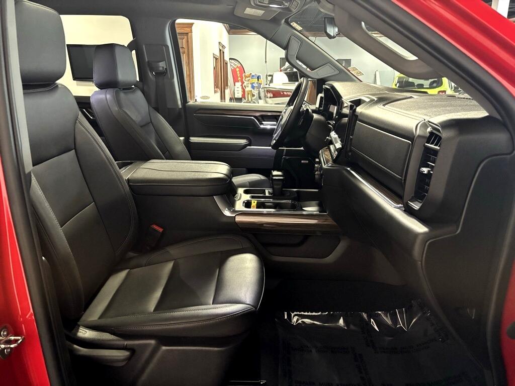 Chevrolet Silverado 1500 RST Crew Cab 4WD 2023