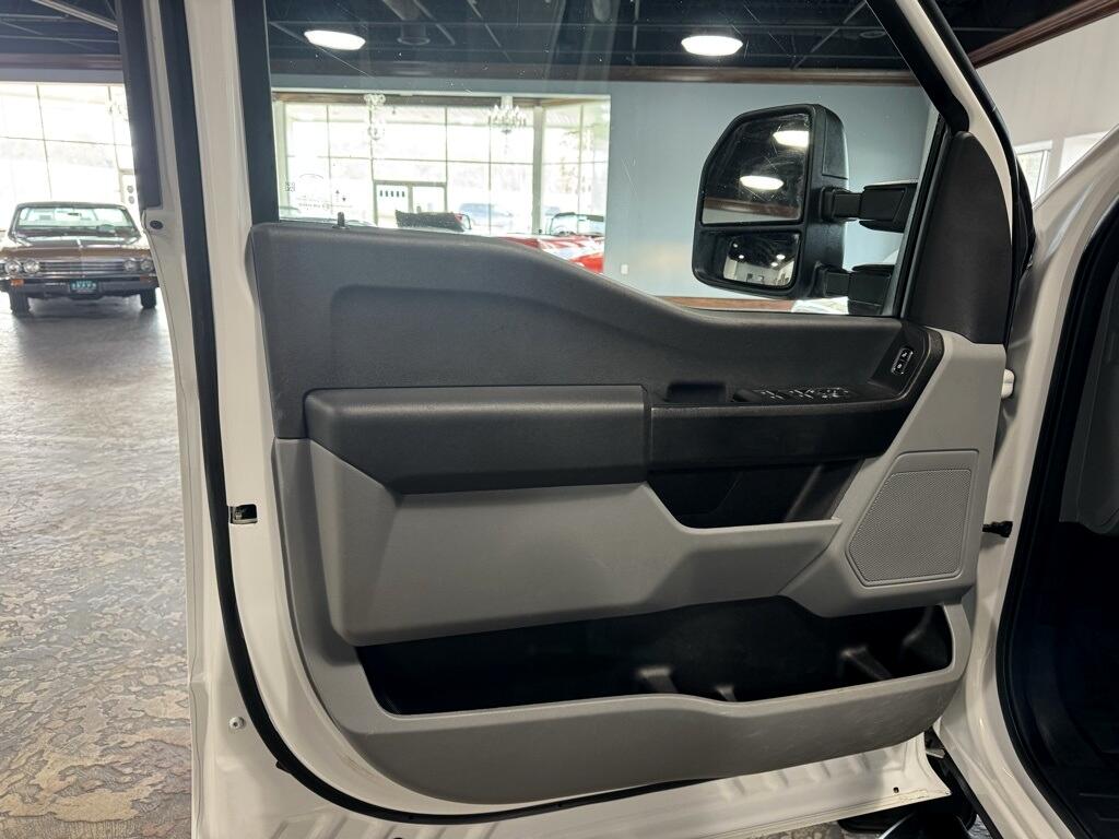 Ford F-350 SD King Ranch Crew Cab Long Bed 4WD 2024