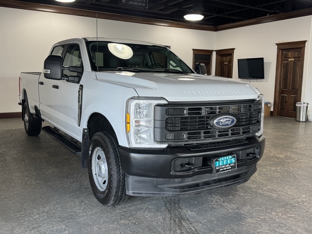 Ford F-350 SD King Ranch Crew Cab Long Bed 4WD 2024
