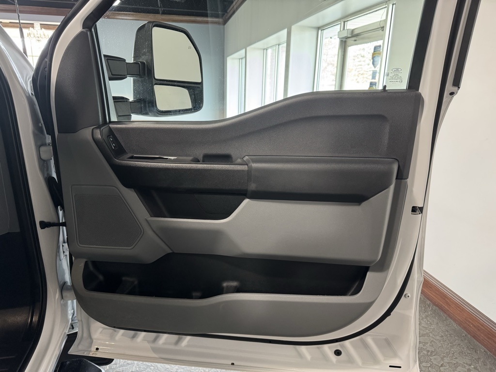 Ford F-350 SD King Ranch Crew Cab Long Bed 4WD 2024