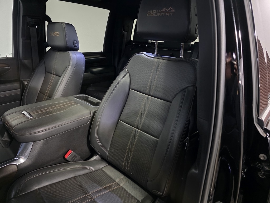 Chevrolet Silverado 2500HD High Country Crew Cab Long Box 4WD 2024