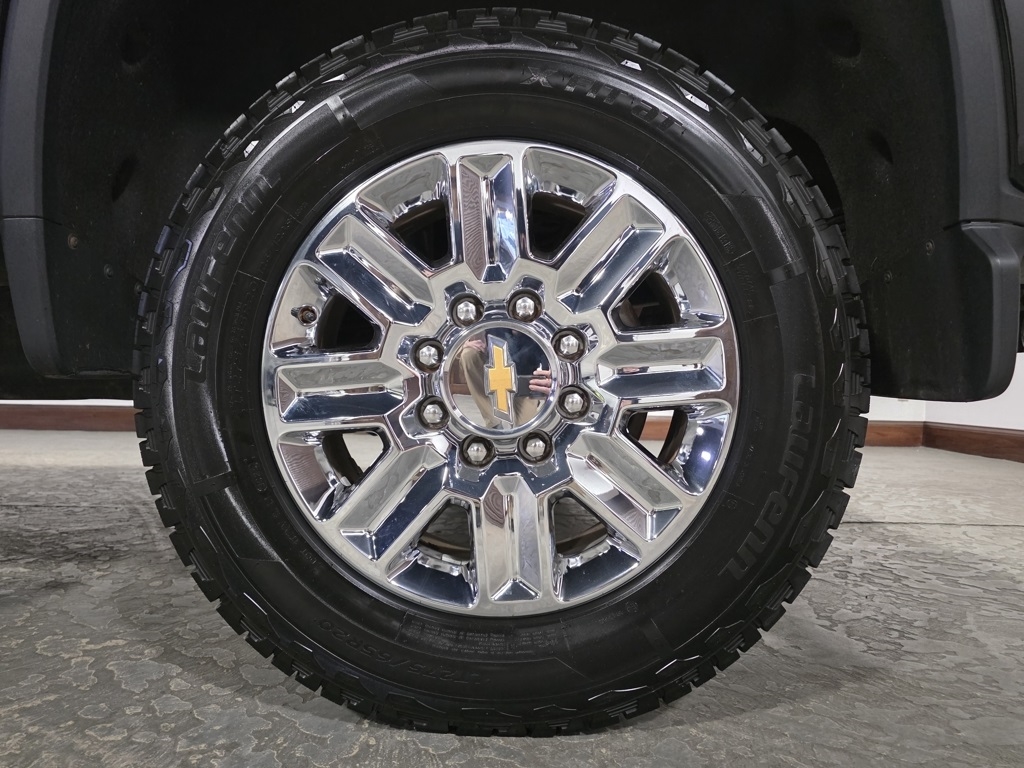 Chevrolet Silverado 2500HD High Country Crew Cab Long Box 4WD 2024