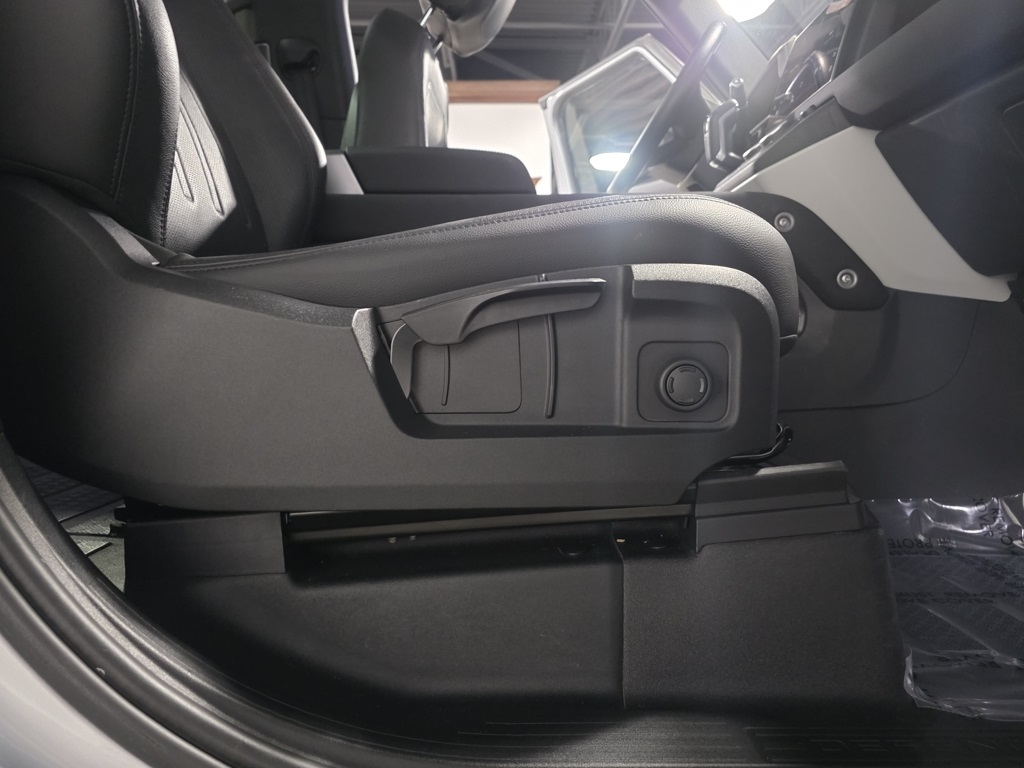 Land Rover Defender 90 S 2022