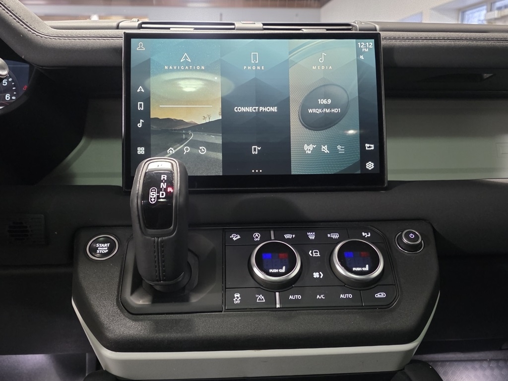 Land Rover Defender 90 S 2022