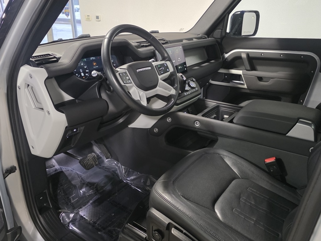 Land Rover Defender 90 S 2022