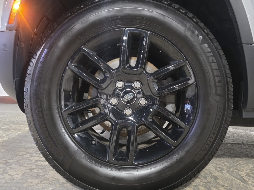 Land Rover Defender 90 S 2022