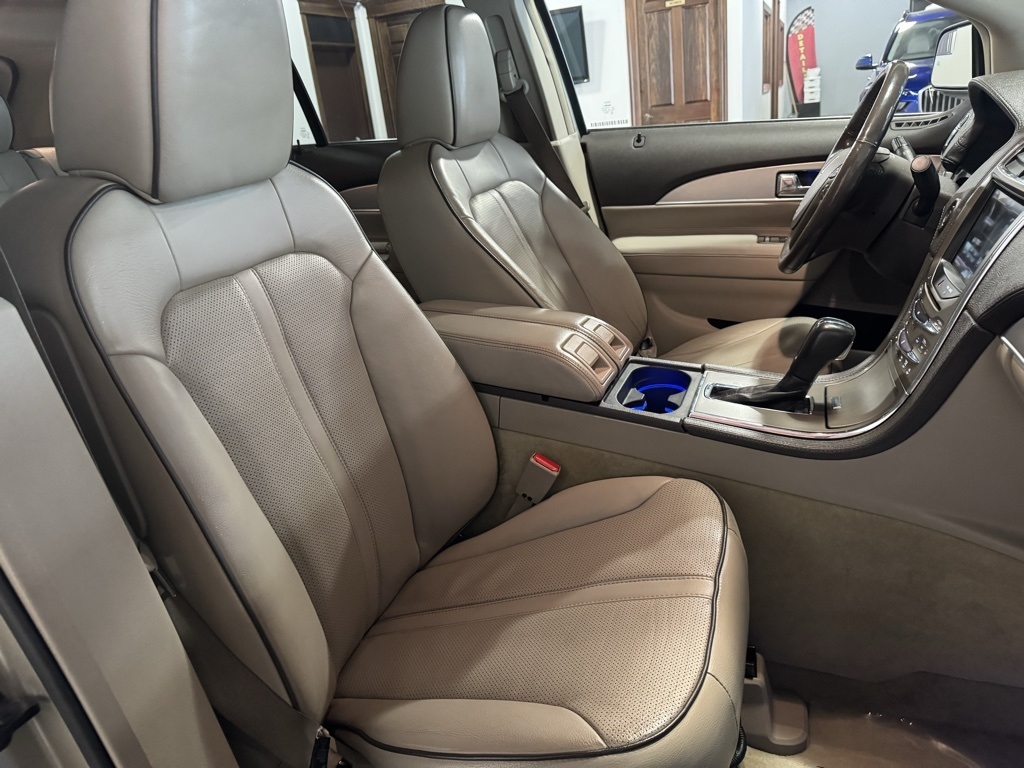 Lincoln MKX AWD 2011