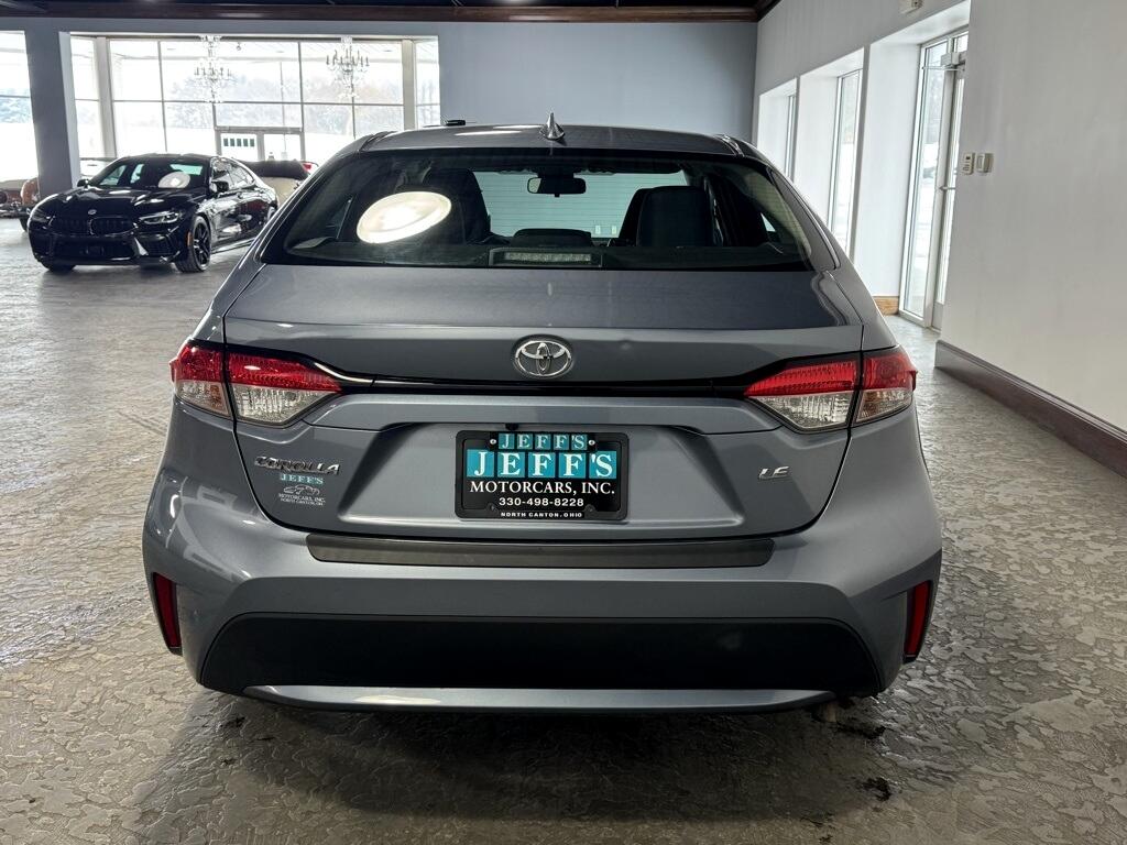 Toyota Corolla LE 2022