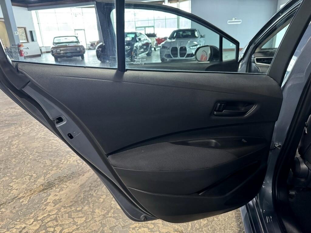 Toyota Corolla LE 2022