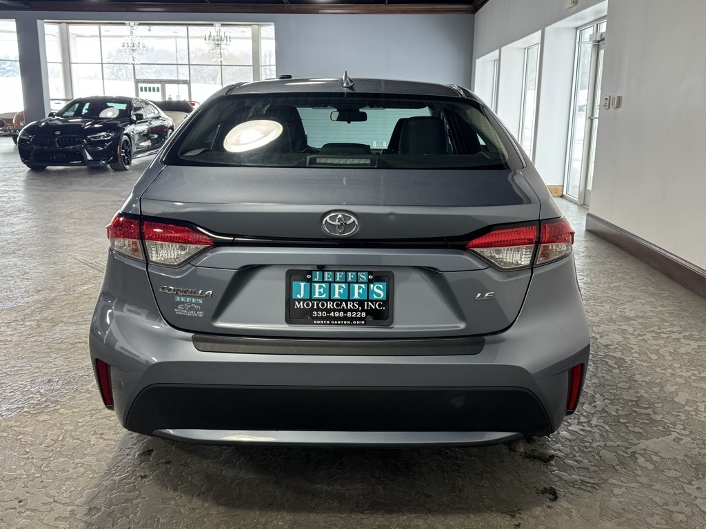 Toyota Corolla LE 2022