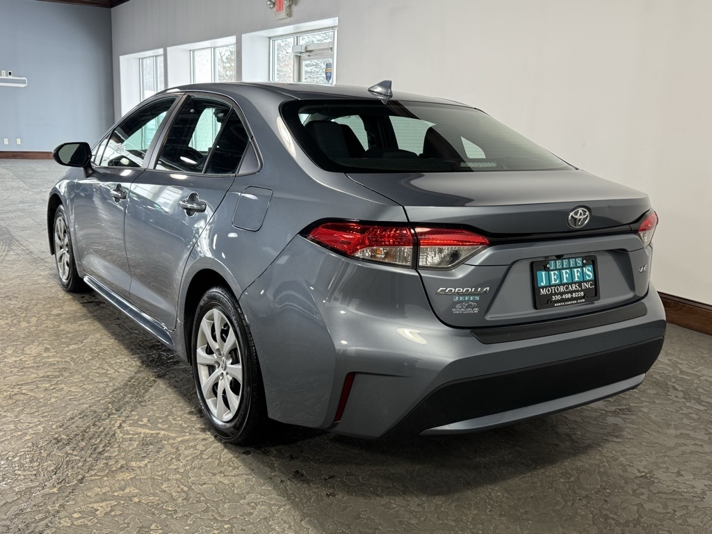 Toyota Corolla LE 2022
