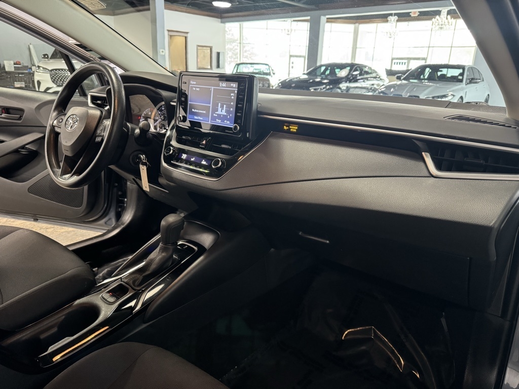 Toyota Corolla LE 2022