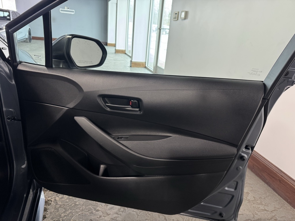 Toyota Corolla LE 2022