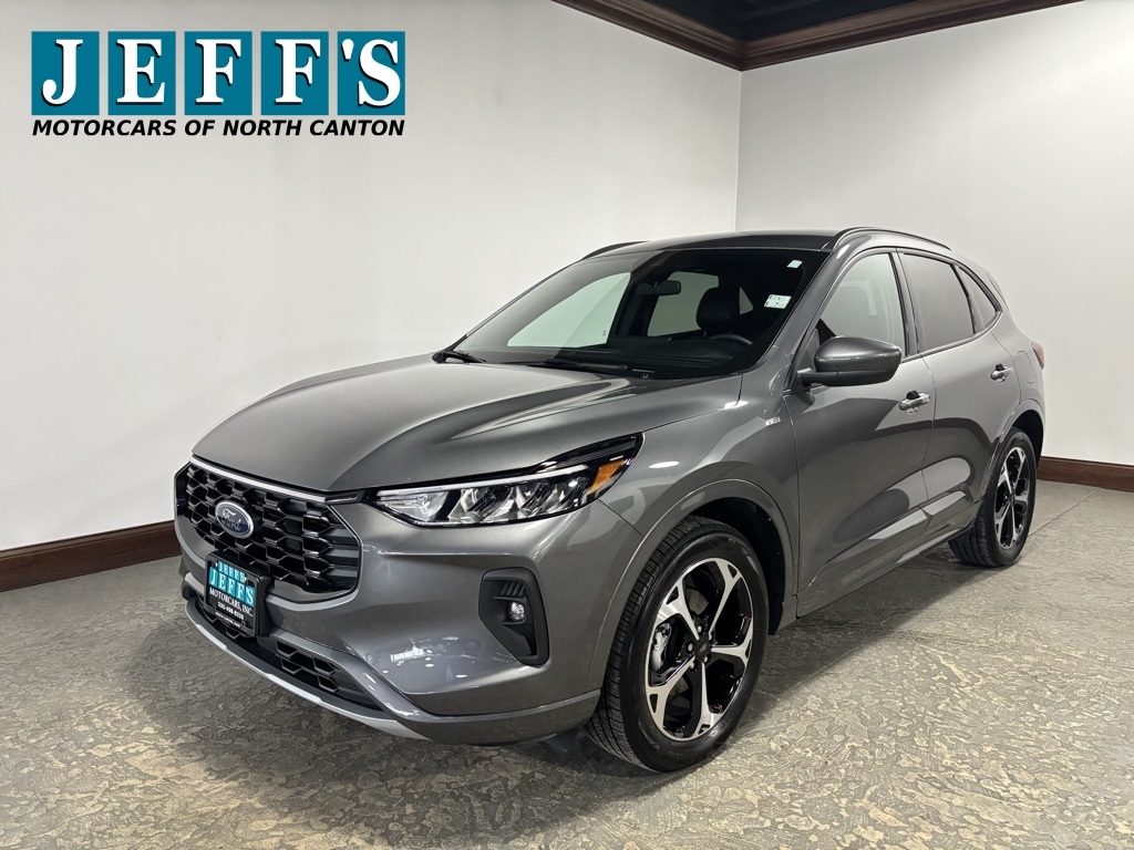 2023 Ford Escape ST-Line Select AWD