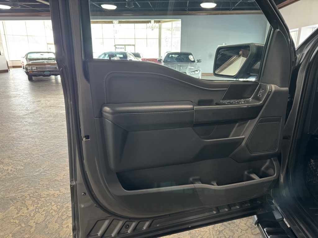 Ford F-150 Lariat SuperCrew 5.5-ft. Bed 4WD 2023