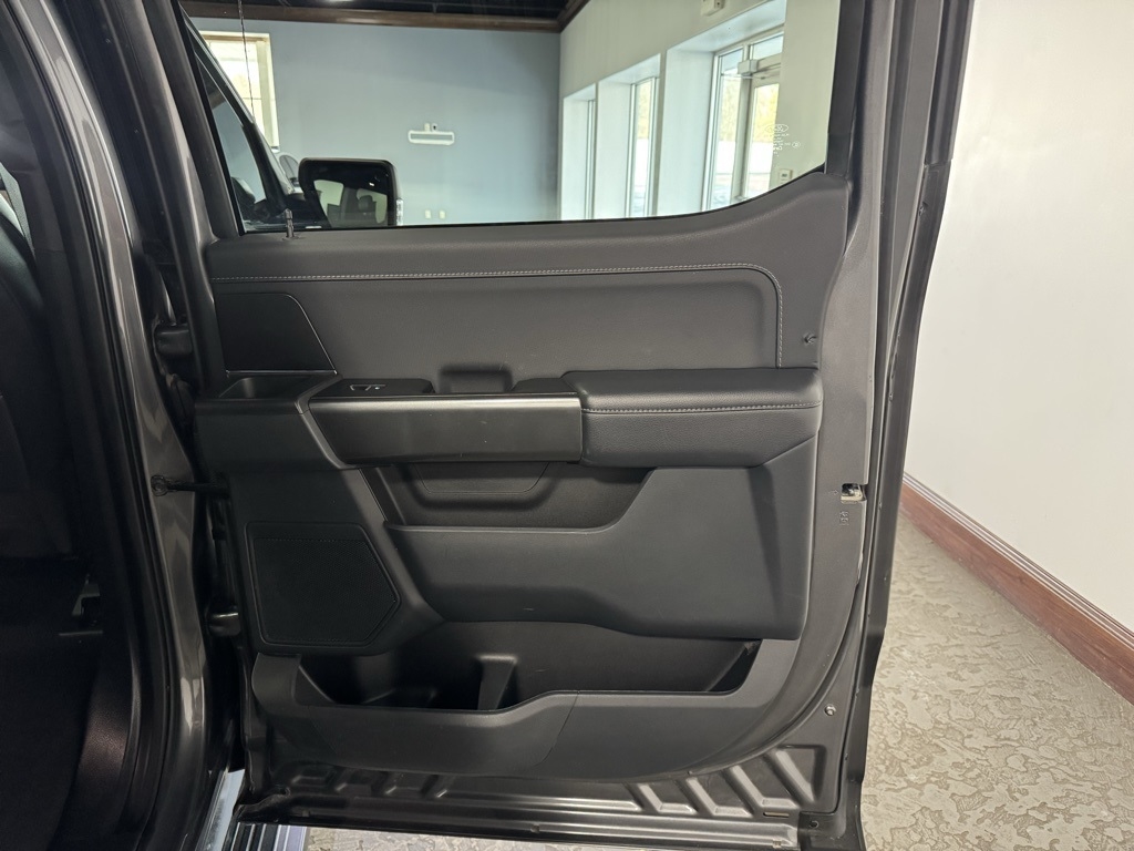 Ford F-150 Lariat SuperCrew 5.5-ft. Bed 4WD 2023