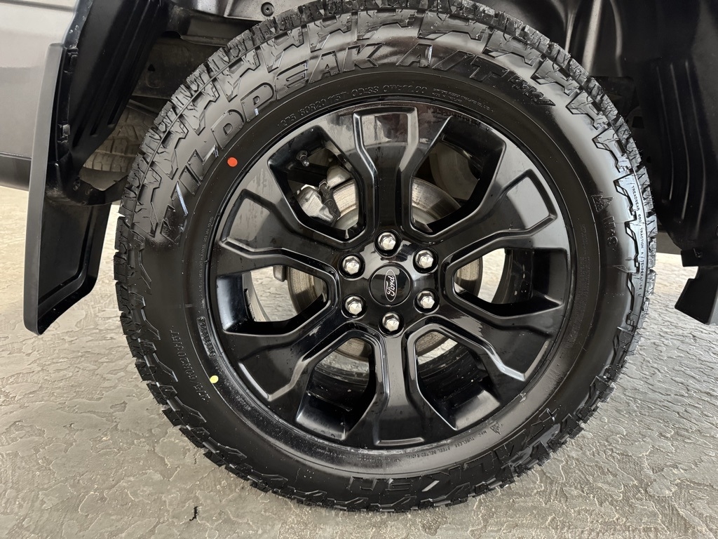 Ford F-150 Lariat SuperCrew 5.5-ft. Bed 4WD 2023