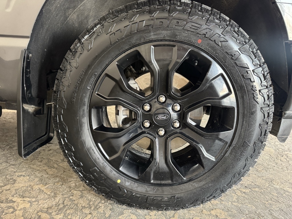 Ford F-150 Lariat SuperCrew 5.5-ft. Bed 4WD 2023