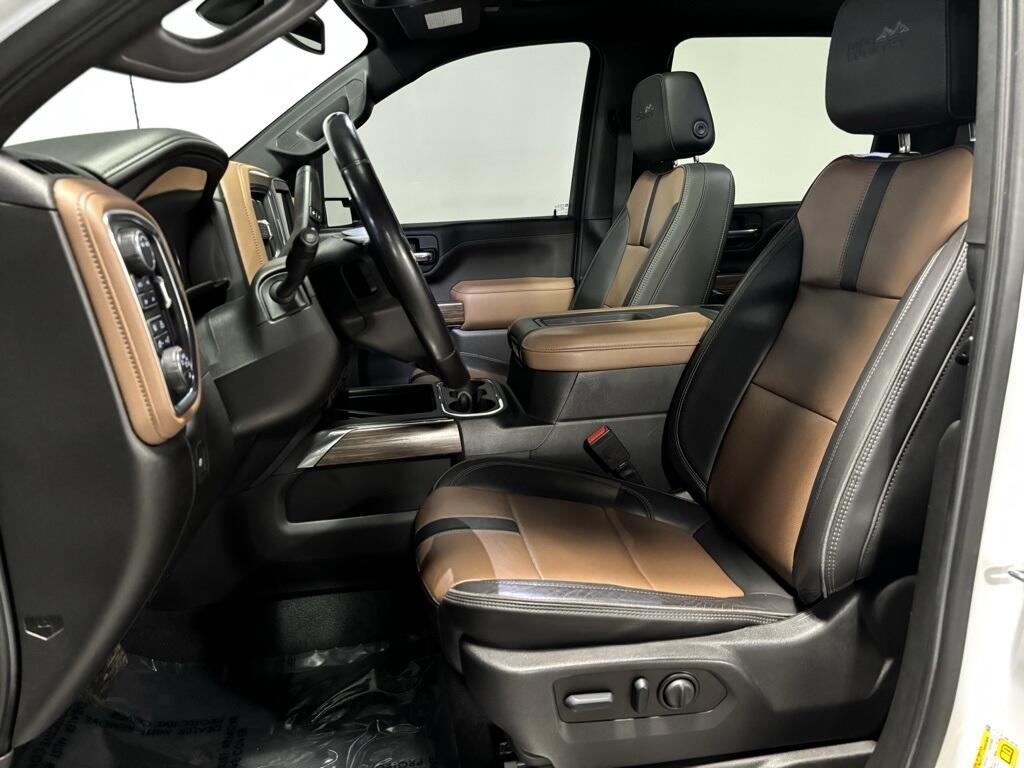 Chevrolet Silverado 3500HD High Country Crew Cab 4WD 2022