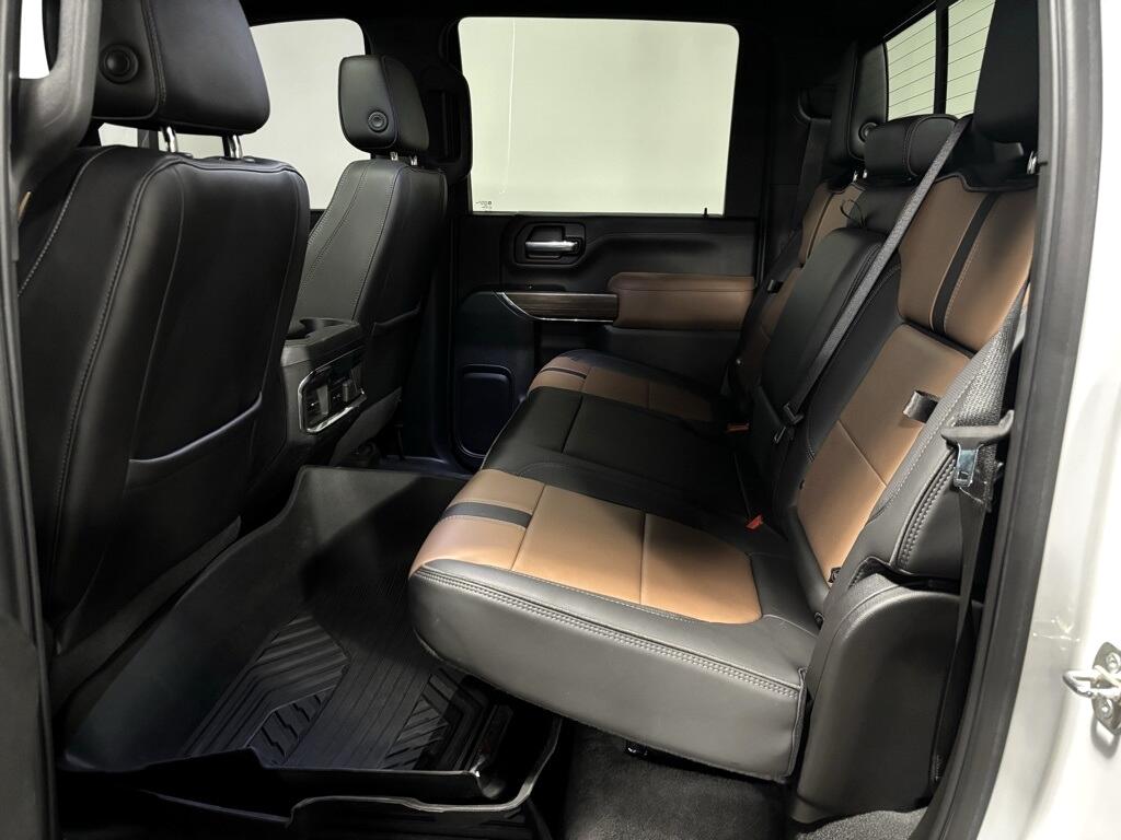 Chevrolet Silverado 3500HD High Country Crew Cab 4WD 2022