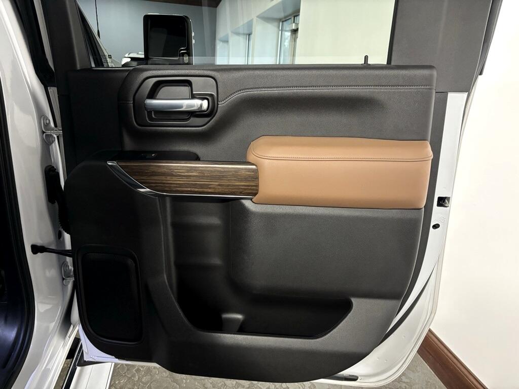 Chevrolet Silverado 3500HD High Country Crew Cab 4WD 2022