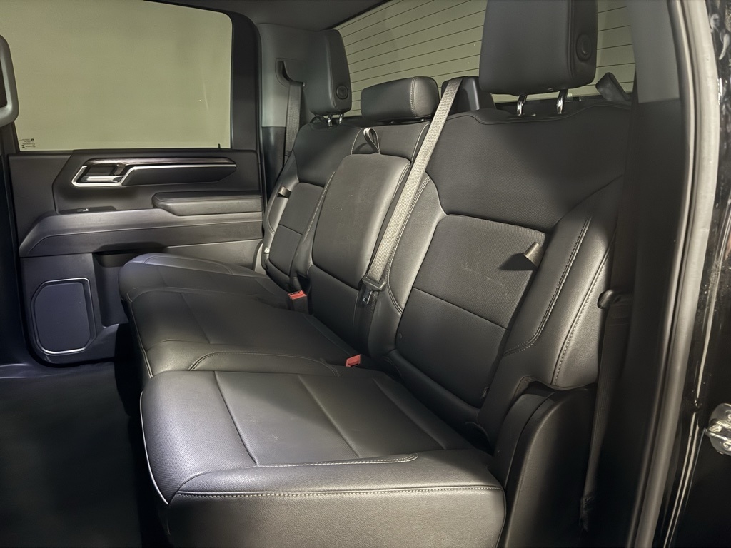 Chevrolet Silverado 3500HD LTZ Crew Cab 4WD 2025