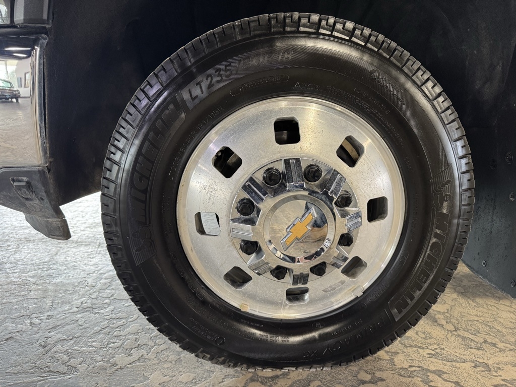 Chevrolet Silverado 3500HD LTZ Crew Cab 4WD 2025