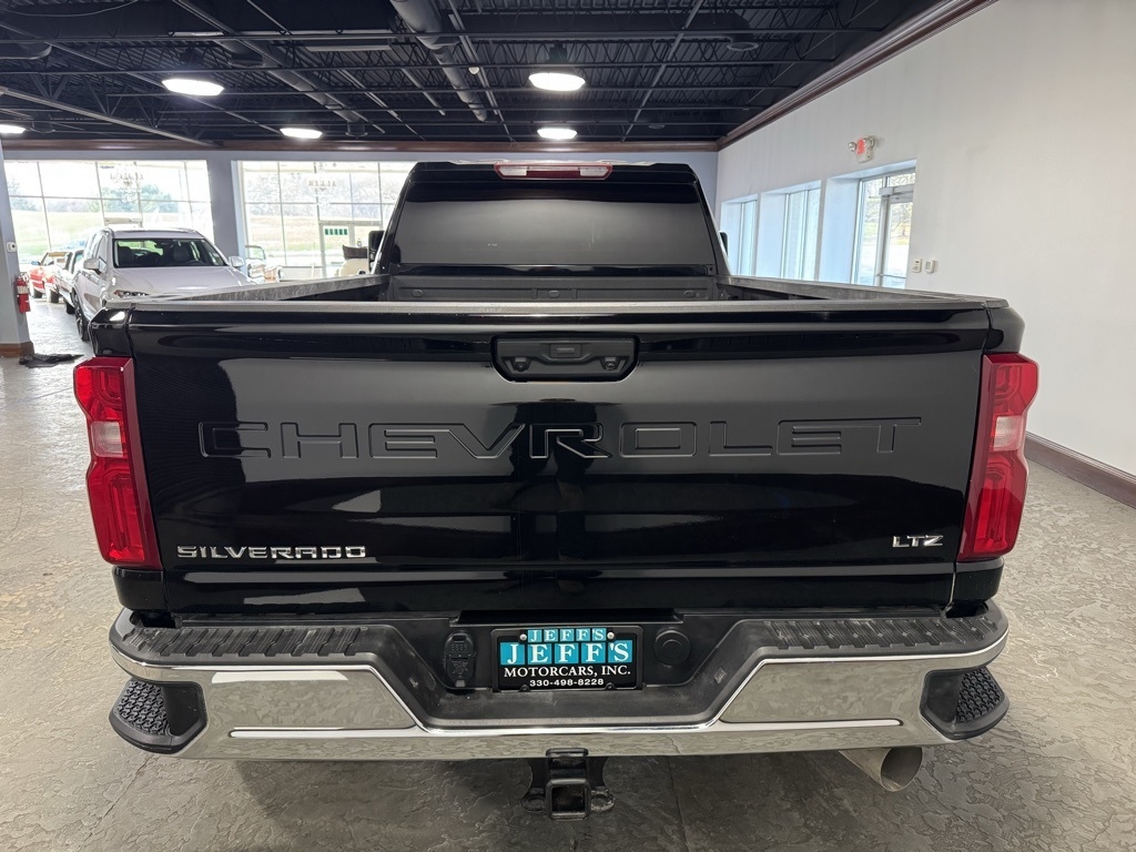 Chevrolet Silverado 3500HD LTZ Crew Cab 4WD 2025