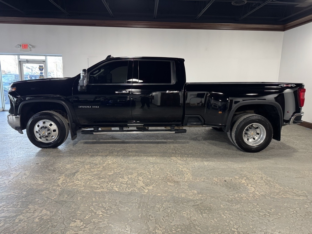Chevrolet Silverado 3500HD LTZ Crew Cab 4WD 2025