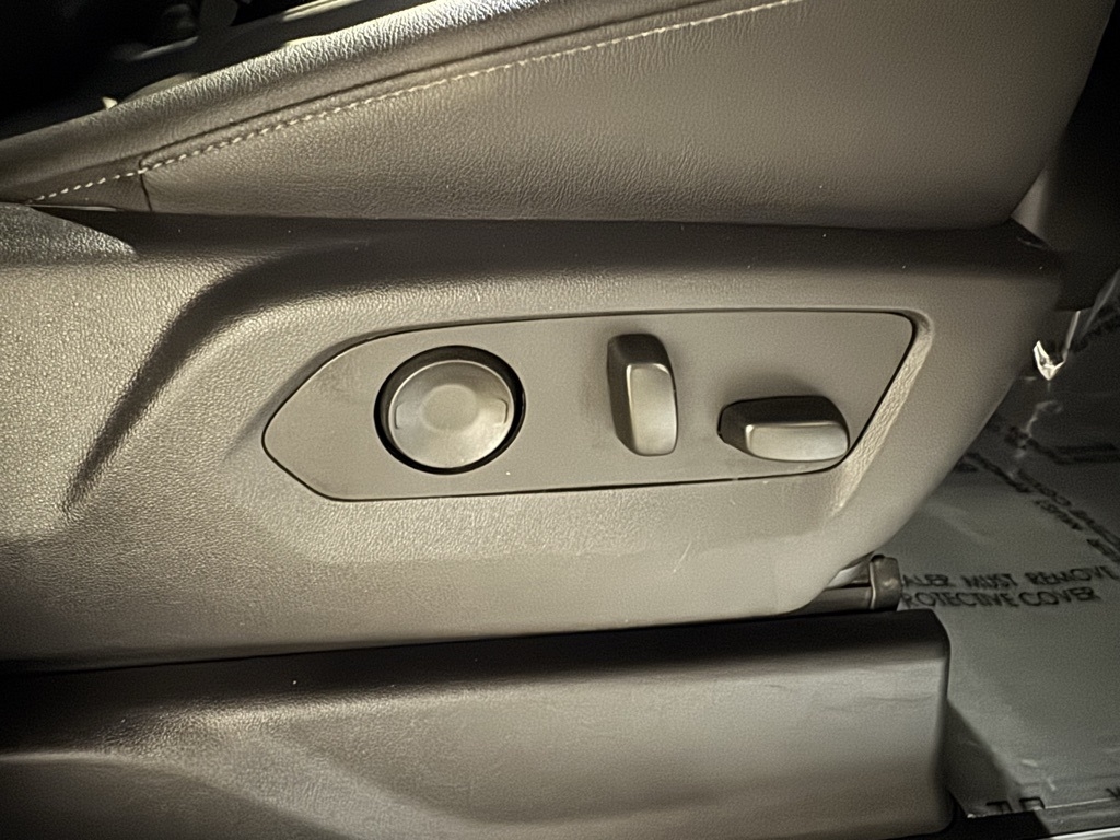 Chevrolet Silverado 3500HD LTZ Crew Cab 4WD 2025