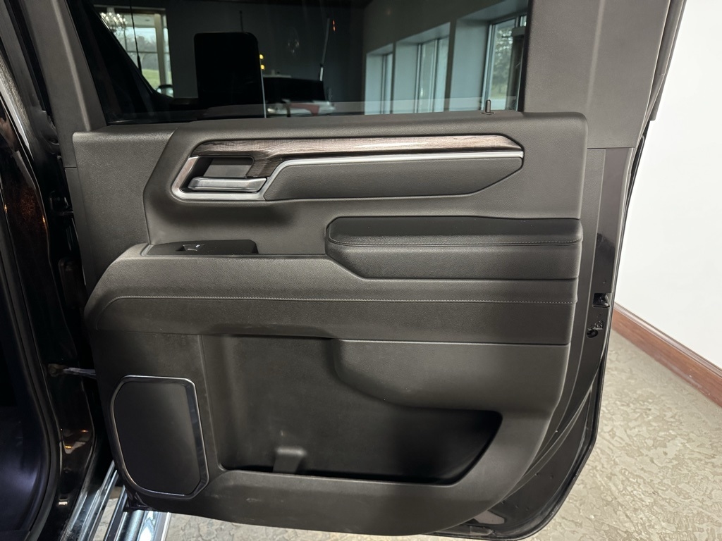 Chevrolet Silverado 3500HD LTZ Crew Cab 4WD 2025