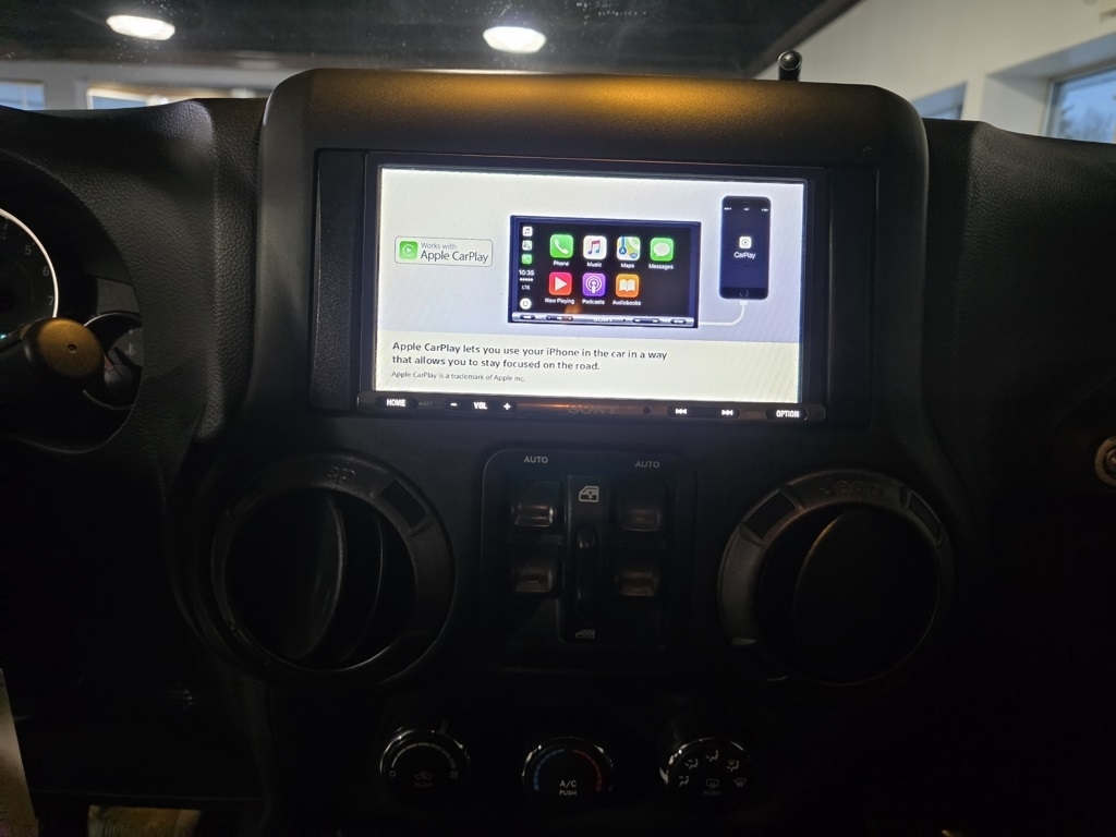 Jeep Wrangler Unlimited Sport 4WD 2016