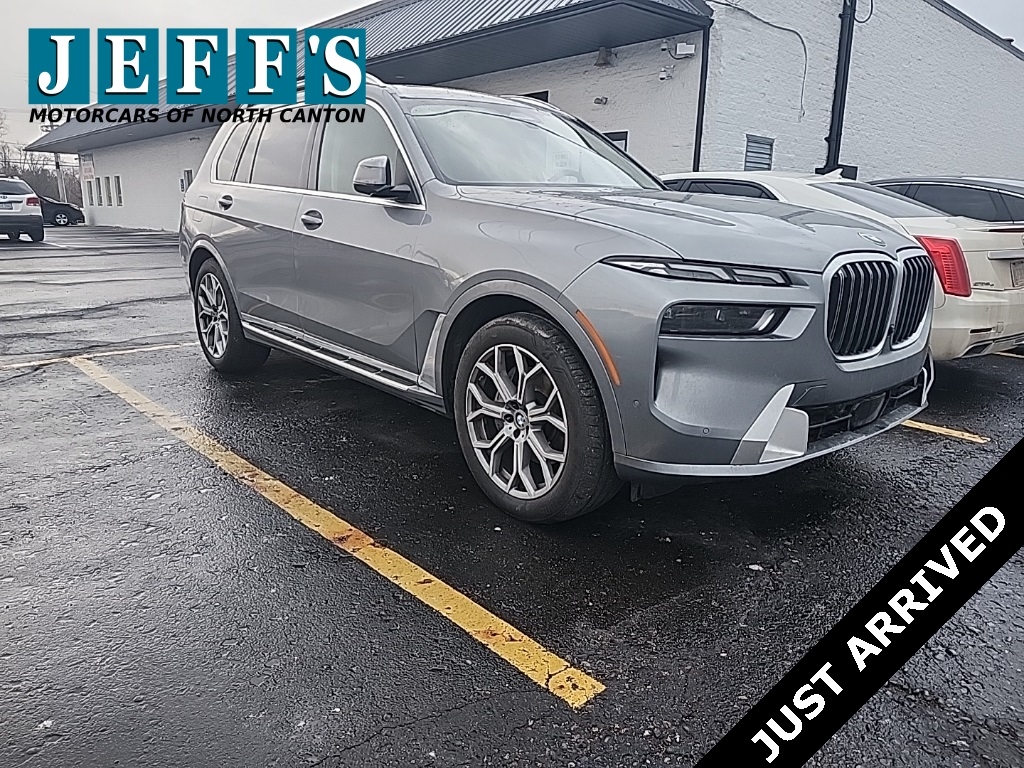 2025 BMW X7 xDrive40i