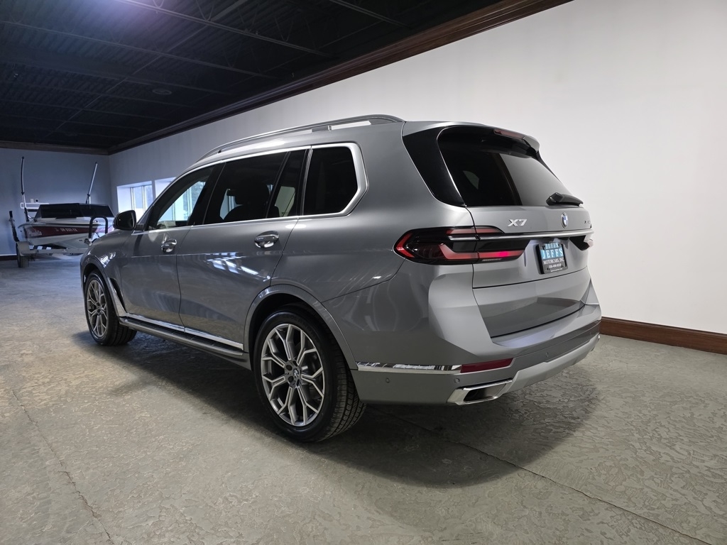 BMW X7 xDrive40i 2025