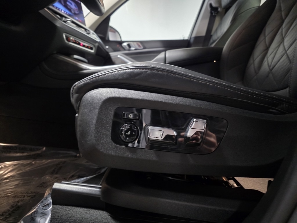 BMW X7 xDrive40i 2025