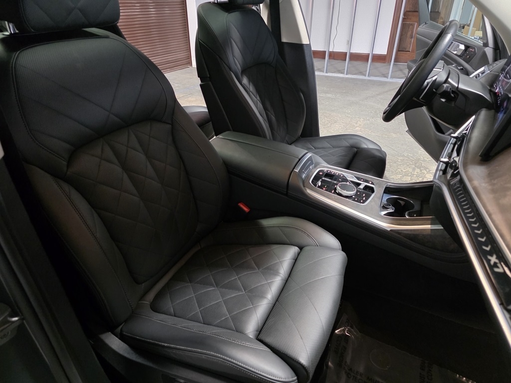 BMW X7 xDrive40i 2025