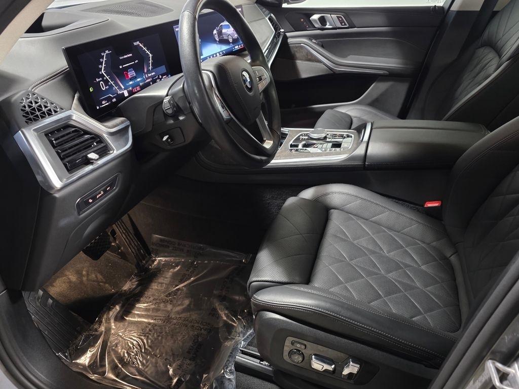 BMW X7 xDrive40i 2025