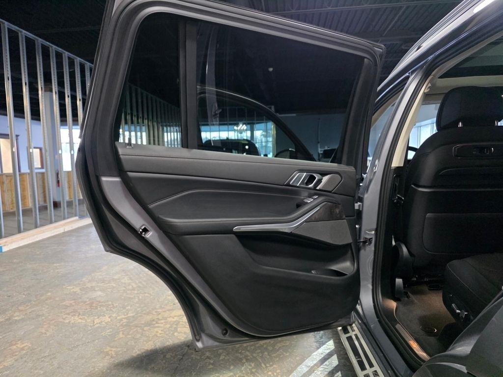 BMW X7 xDrive40i 2025