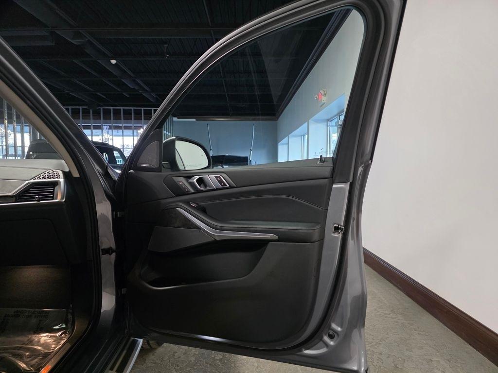 BMW X7 xDrive40i 2025