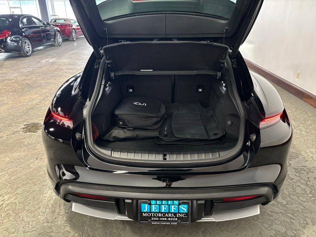 Porsche Taycan Cross Tourismo 4 2024