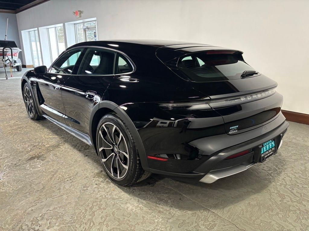 Porsche Taycan Cross Tourismo 4 2024