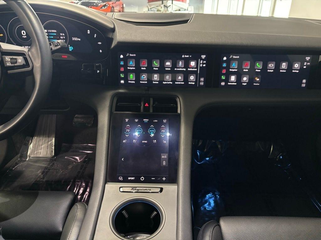 Porsche Taycan Cross Tourismo 4 2024