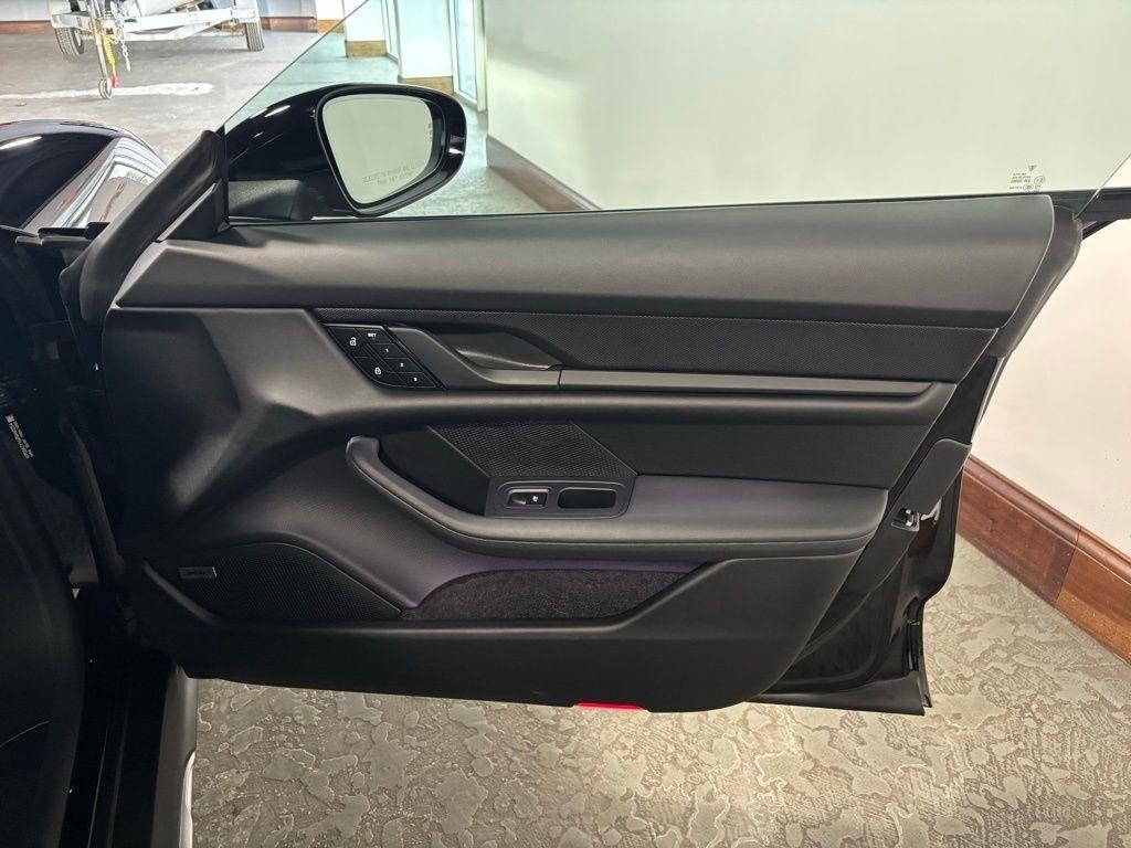 Porsche Taycan Cross Tourismo 4 2024